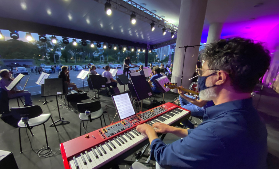 César Menotti e Fabiano participarão da abertura do Natal do Palácio Iguaçu