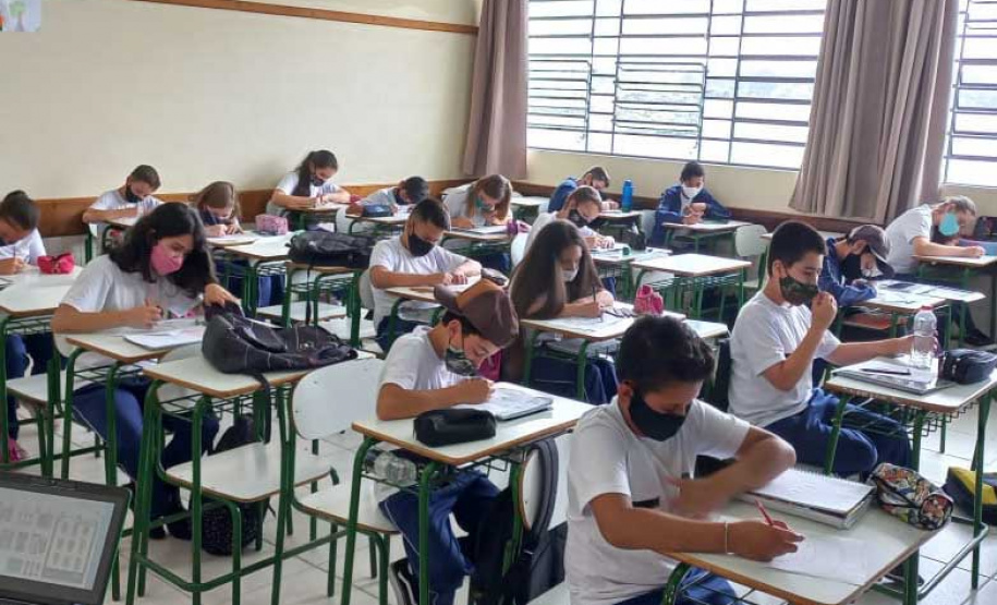 Colégios estaduais do Paraná promovem ações de consciência negra