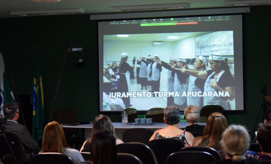O secretário de Estado da Saúde, Beto Preto, acompanhou o encerramento do ano letivo do curso Técnico em Enfermagem da Escola de Saúde Pública. - Curitiba, 23/11/2021 - Foto: Américo Antonio/SESA