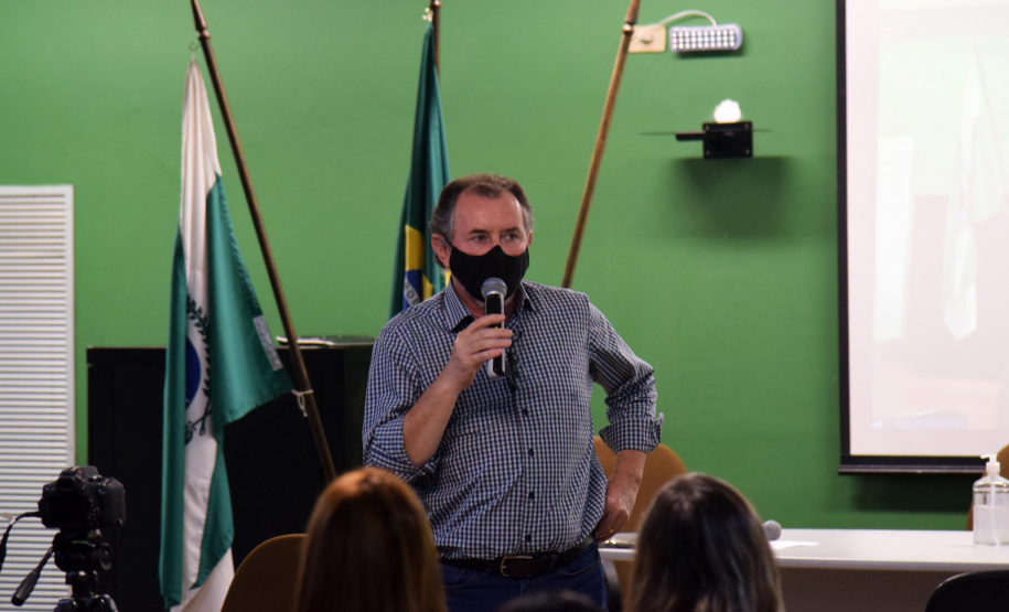 O secretário de Estado da Saúde, Beto Preto, acompanhou o encerramento do ano letivo do curso Técnico em Enfermagem da Escola de Saúde Pública. - Curitiba, 23/11/2021 - Foto: Américo Antonio/SESA