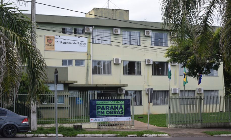 Estado entrega 26 veículos à Regional de Saúde de Cianorte e assina convênio de R$ 5,1 milhões