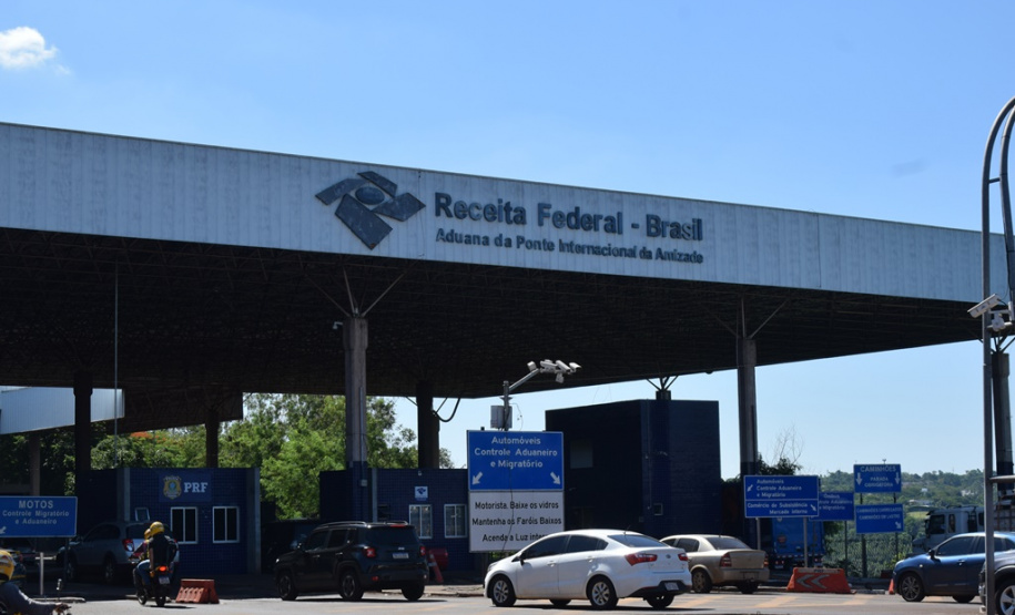 Paraná e ministérios do Brasil e Paraguai promovem testagem e vacinação na fronteira