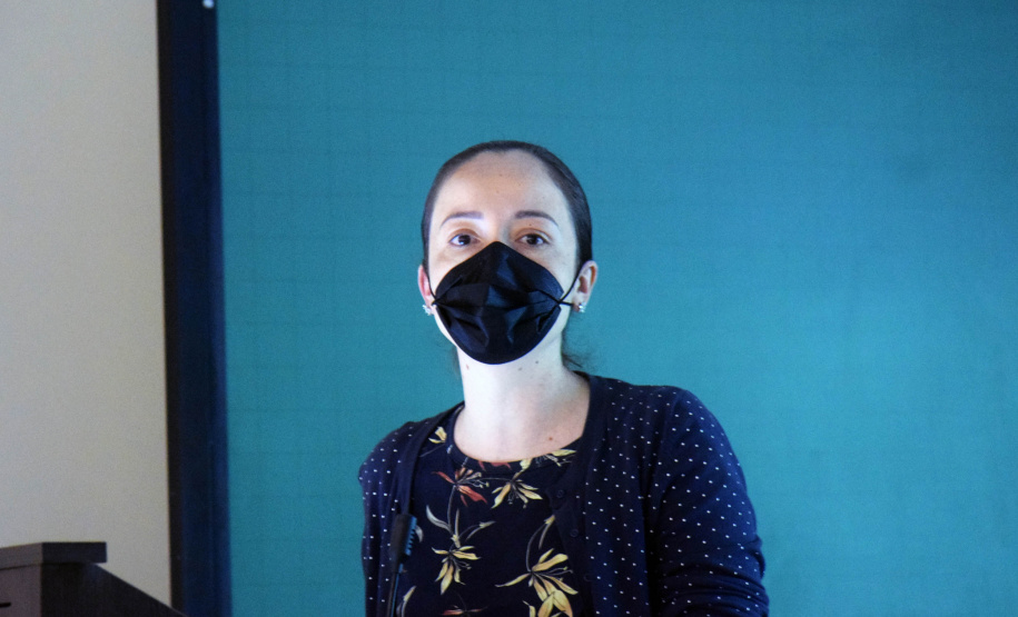 O secretário de Estado da Saúde, Beto Preto, reuniu as 22 Regionais nesta segunda-feira (22) para alinhar novas ações da pasta, de maneira descentralizada. Cada uma das regionais foi representada pelo diretor ou servidor responsável para expor dificuldades e dúvidas nos mais diversos assuntos relacionados ao futuro da Saúde do Estado. - Curitiba, 22/11/2021 - Foto: Américo Antonio/SESA