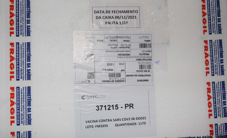 Mais 67,8 mil vacinas contra a Covid-19 chegaram ao Paraná nesta terça-feira. Foto: Américo Antonio/SESA