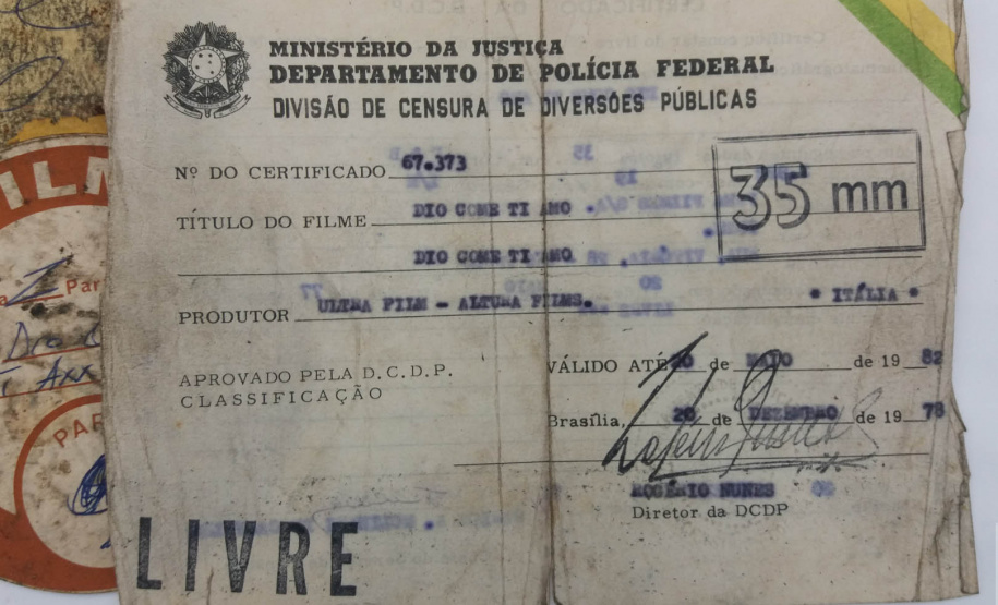 Por conta da suspensão das atividades presenciais, em atendimento às normas sanitárias de enfrentamento da pandemia, o acesso de pesquisadores ao acervo do Museu da Imagem e do Som do Paraná ficou suspenso.  - Curitiba, 25/11/2021 - Foto: Coleção de Películas/MIS