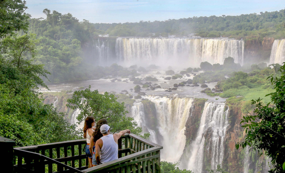 Cataratas do Iguaçu celebram dez anos de título mundial