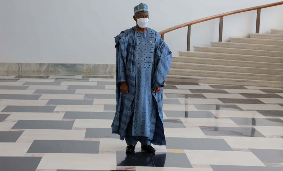 Governador recebe embaixador da Nigéria e apresenta potencial do Paraná