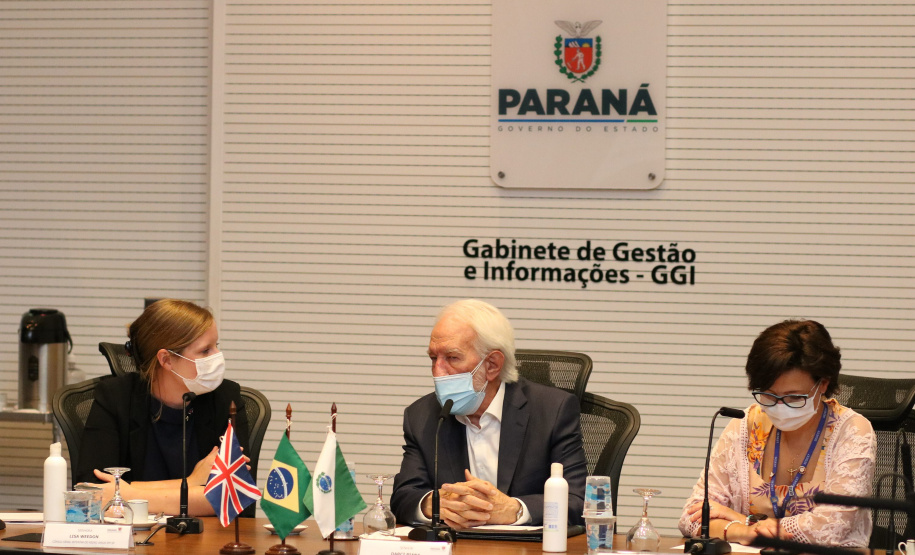 Paraná firma parceria com Governo britânico para ensino de inglês nas escolas públicas Foto: Camila Tonett/Vice-Governadoria