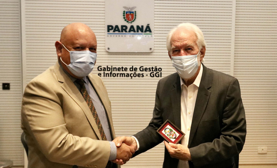O vice-governador Darci Piana se reuniu nesta quarta-feira (24), no Palácio Iguaçu, com o novo cônsul-geral do Japão em Curitiba, Keiji Hamada. Foto:Camila Tonett/Vice-governadoria