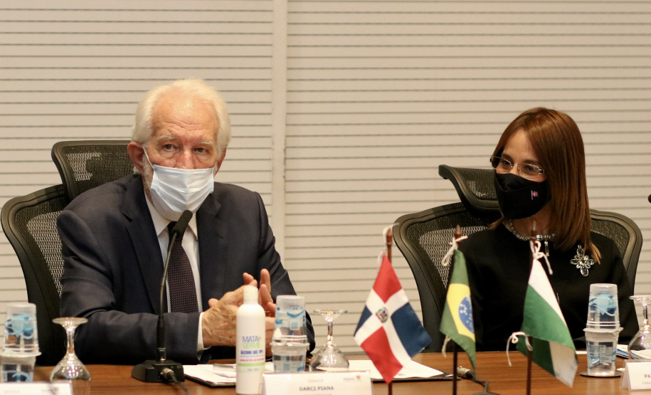 Paraná e República Dominicana estudam cooperação na área do meio ambiente. Foto: Camila Tonett/Vice-Governadoria