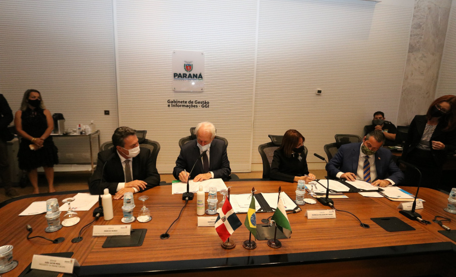 Paraná e República Dominicana estudam cooperação na área do meio ambiente. Foto: Camila Tonett/Vice-Governadoria