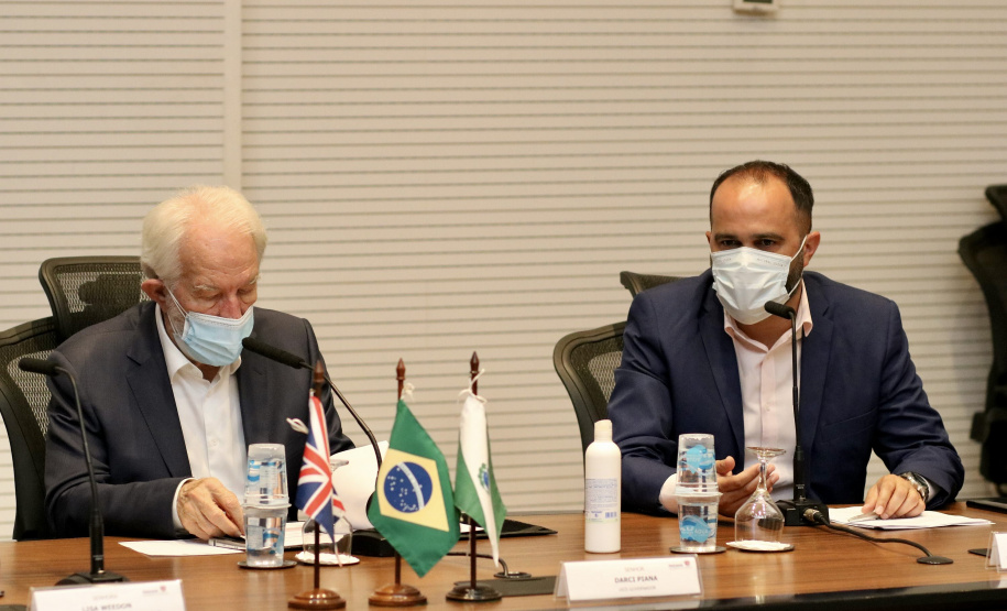 Paraná firma parceria com Governo britânico para ensino de inglês nas escolas públicas Foto: Camila Tonett/Vice-Governadoria