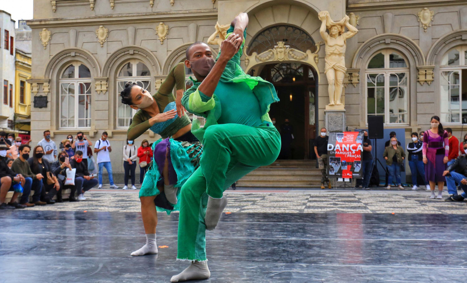 BALÉ - PRAÇA GENEROSO MARQUES - José Fernando Ogura/AEN