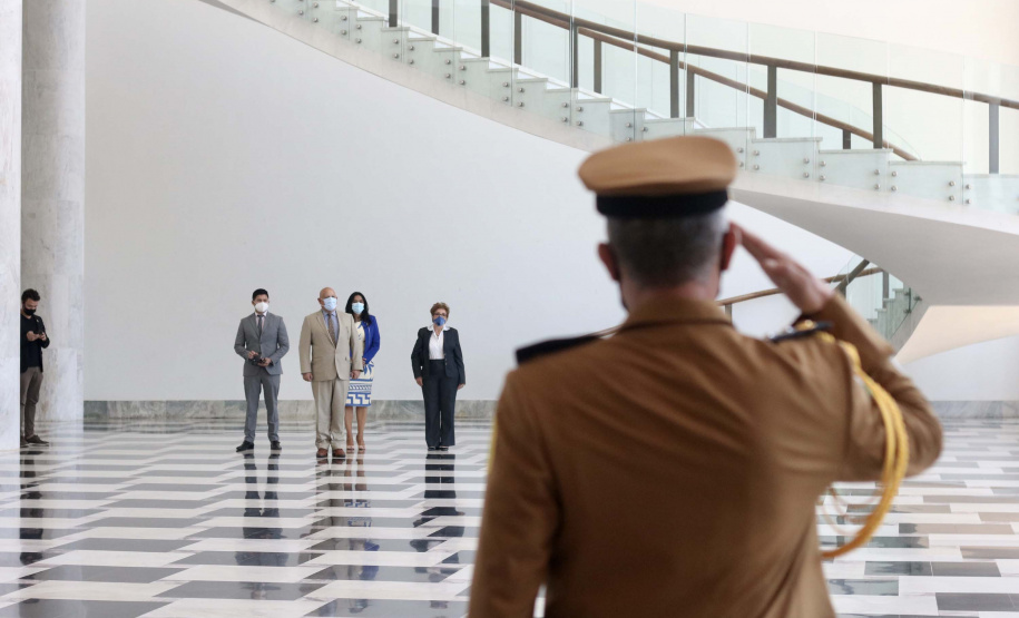 O vice-governador Darci Piana se reuniu nesta quarta-feira (24), no Palácio Iguaçu, com o novo cônsul-geral do Japão em Curitiba, Keiji Hamada. Foto:Camila Tonett/Vice-governadoria