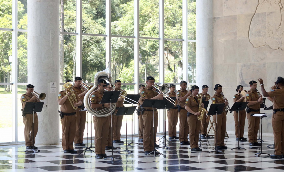O vice-governador Darci Piana se reuniu nesta quarta-feira (24), no Palácio Iguaçu, com o novo cônsul-geral do Japão em Curitiba, Keiji Hamada. Foto:Camila Tonett/Vice-governadoria