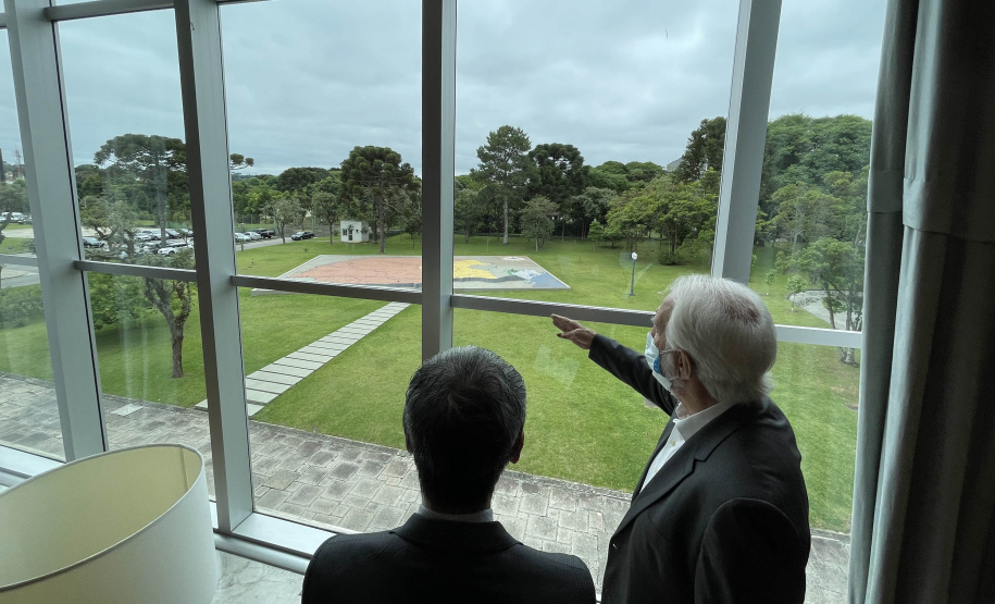 O vice-governador Darci Piana se reuniu nesta quarta-feira (24), no Palácio Iguaçu, com o novo cônsul-geral do Japão em Curitiba, Keiji Hamada. Foto:Camila Tonett/Vice-governadoria