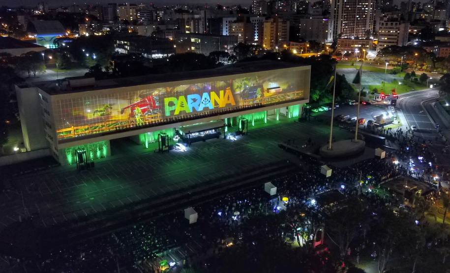 Sucesso entre os paranaenses, Natal Palácio Iguaçu continua nesta sexta e sábado. Foto: José Fernando Ogura/AEN