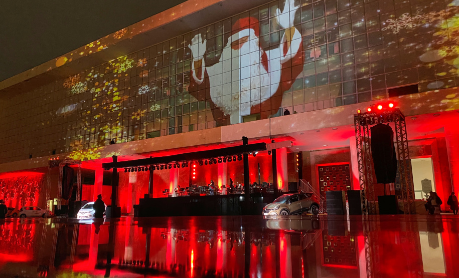 Sucesso entre os paranaenses, Natal Palácio Iguaçu continua nesta sexta e sábado. Foto: José Fernando Ogura/AEN