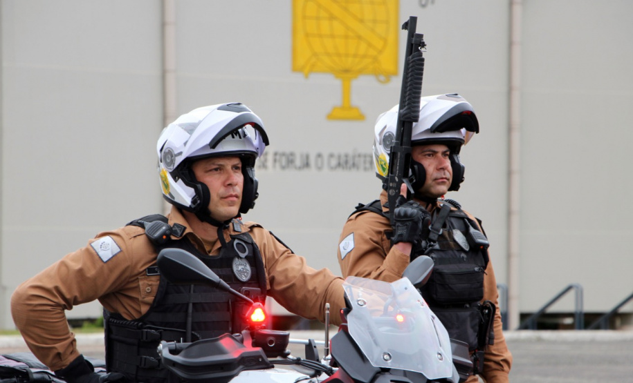 Policiais militares se formam no curso de rondas ostensivas com motocicletas. Foto:PMPR