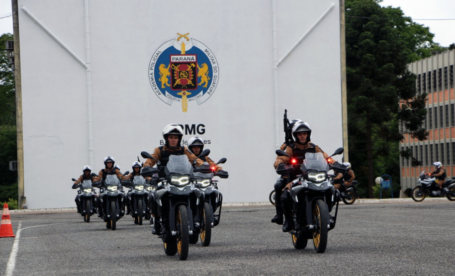 Policiais militares se formam no curso de rondas ostensivas com motocicletas. Foto:PMPR