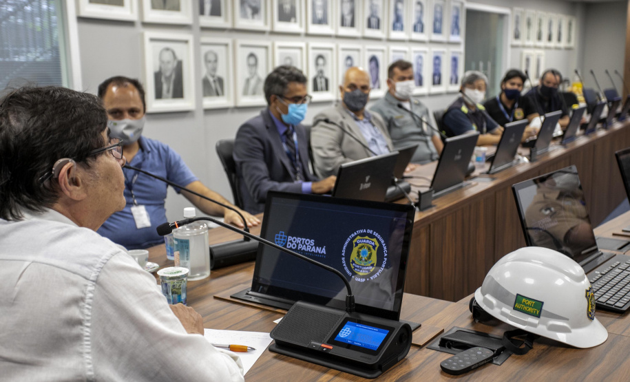 O Porto de Paranaguá foi aprovado esta semana pela auditoria da Comissão Nacional de Segurança Pública nos Portos, Terminais e Vias Navegáveis (Conportos) e terá a sua Declaração de Cumprimento (DC) sem nenhuma pendência.  - Paranaguá, 26/11/2021 - Foto: Claudio Neves/Portos do Paraná