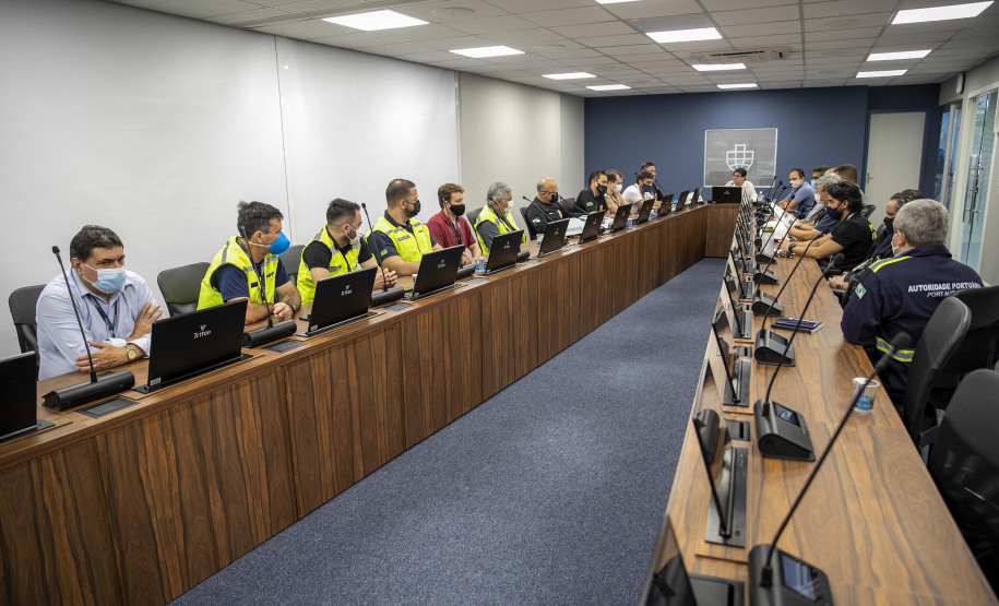 O Porto de Paranaguá foi aprovado esta semana pela auditoria da Comissão Nacional de Segurança Pública nos Portos, Terminais e Vias Navegáveis (Conportos) e terá a sua Declaração de Cumprimento (DC) sem nenhuma pendência.  - Paranaguá, 26/11/2021 - Foto: Claudio Neves/Portos do Paraná