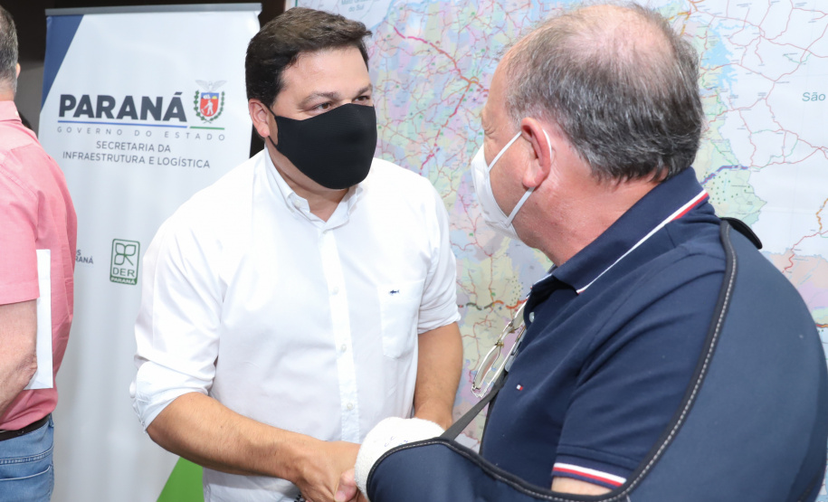 Grupo de Trabalho do Plano Estadual Ferroviário oficializa o protocolo do Estudo de Impacto Ambiental e dá entrada no pedido de Licença Prévia. Foto: Rodrigo Felix Leal/SEIL