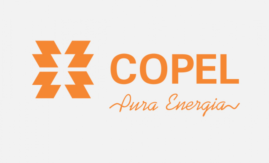 Equipes da Copel trabalham na recomposição de rede elétrica após temporal - Curitiba, 26/11/2021 - Foto: Copel