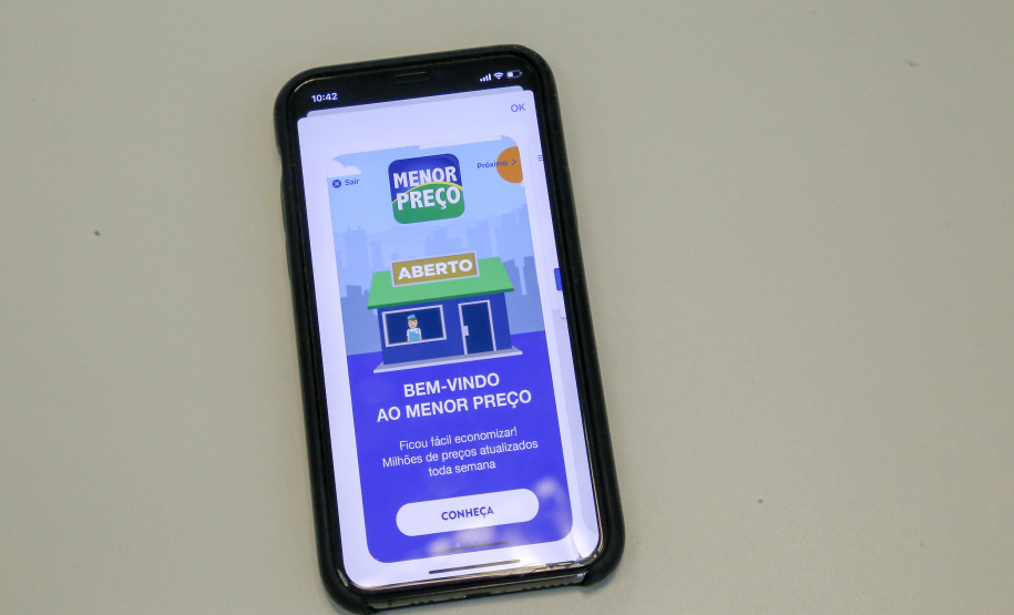 Aplicativo que permite pesquisa de 29 milhões de preços ajuda a economizar na Black Friday. Foto: Gilson Abreu/AEN