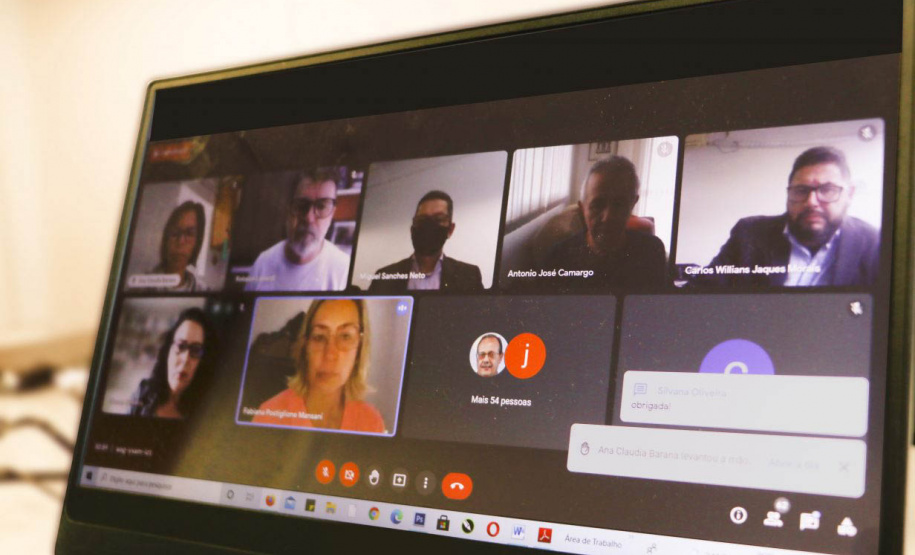 Em reunião extraordinária, convocada pela reitoria, o Conselho Universitário da Universidade Estadual de Ponta Grossa aprovou, nesta terça-feira (09), o retorno das atividades acadêmicas presenciais, inclusive as de extensão, a partir de 07 de fevereiro de 2022. O encontro, que foi realizado na forma remota, foi transmitido para toda a comunidade acadêmica via Youtube. - Ponta Grossa, 10/11/2021 - Foto: UEPG