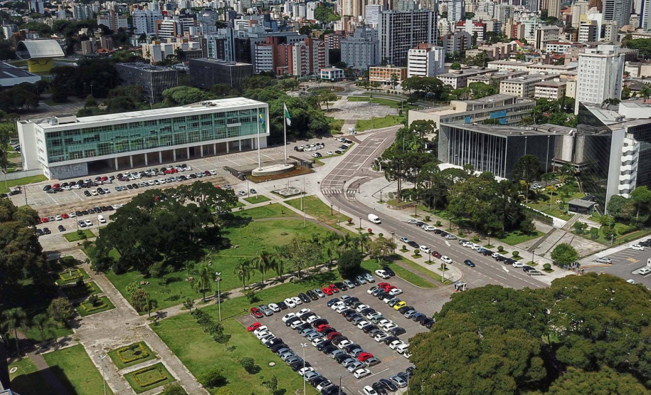 Governo encaminha para ALEP projeto que regulamenta cargos nas Universidades Estaduais - Curitiba, 29/11/2021  -  Foto: José Fernando Ogura/ANPr