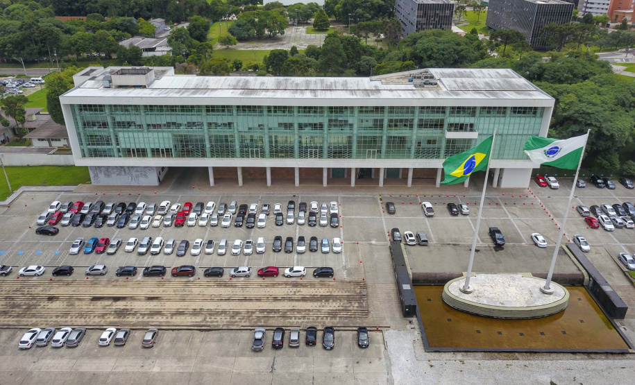 Natal do Palácio Iguaçu terá espetáculo musical, projeções 3D e fogos de artifício