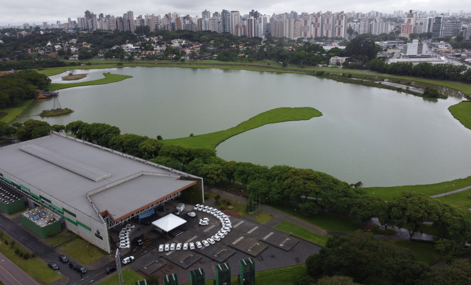 Governador entrega 40 carros para reforçar atendimento da Saúde em CuritibaFoto: Jonathan Campos/AEN