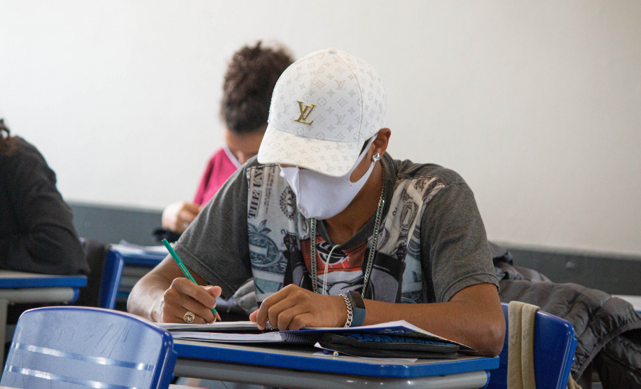 Começou nesta segunda (22) o Se Liga, programa de intensificação da aprendizagem - Curitiba, 22/11/2021 - Felipe Barboza/Seed-PR