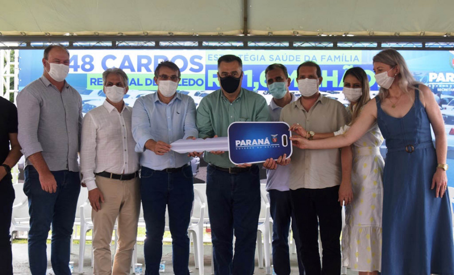 Estado entrega 48 carros para a Saúde da Família de 18 municípios da região de Toledo