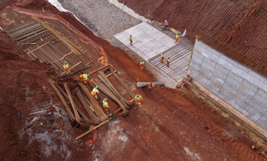 Após um ano de obra, Trevo Cataratas chega a 40% de execução em Cascavel