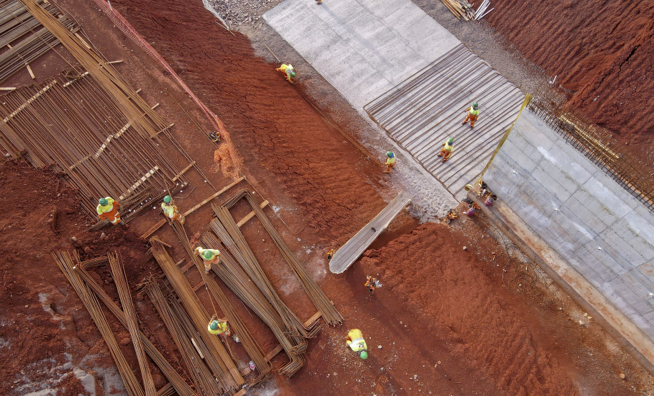 Após um ano de obra, Trevo Cataratas chega a 40% de execução em Cascavel