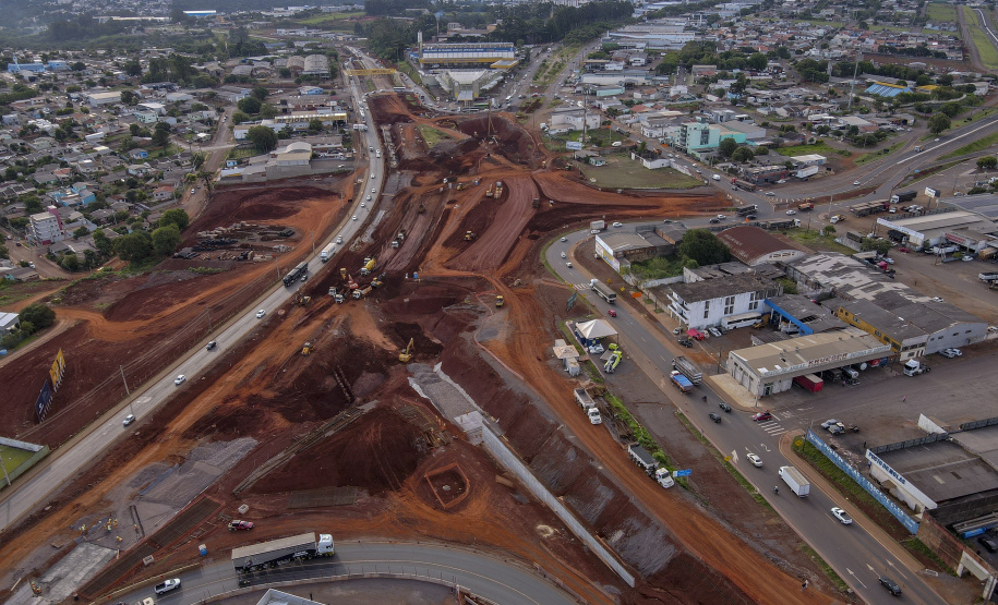 Após um ano de obra, Trevo Cataratas chega a 40% de execução em Cascavel