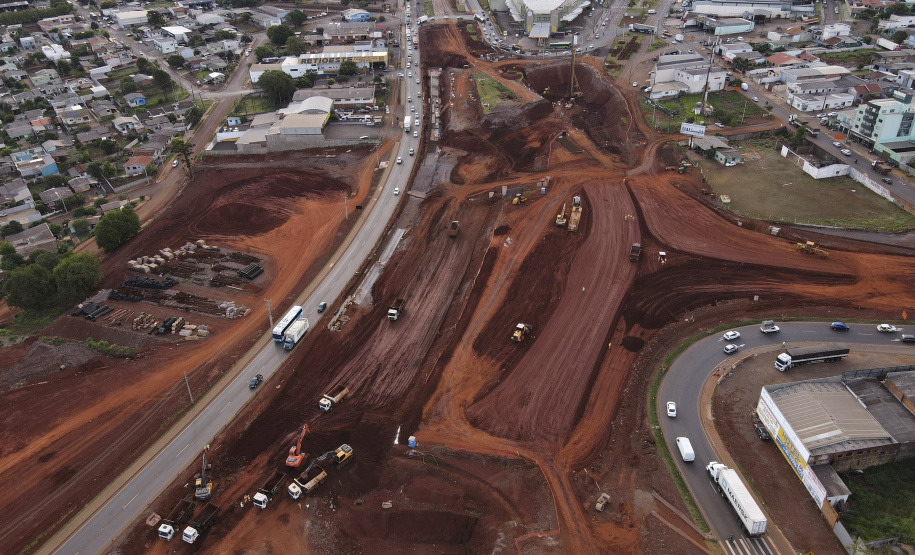 Após um ano de obra, Trevo Cataratas chega a 40% de execução em Cascavel