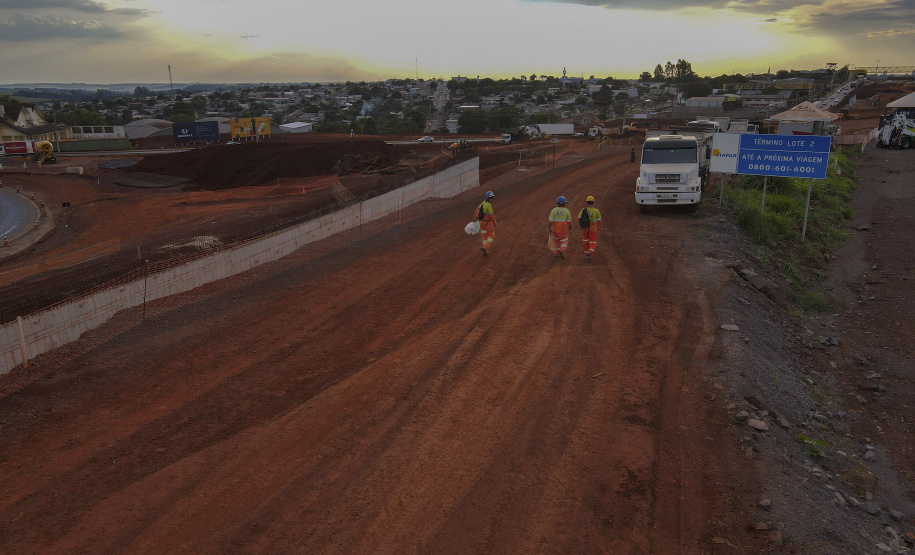 Após um ano de obra, Trevo Cataratas chega a 40% de execução em Cascavel