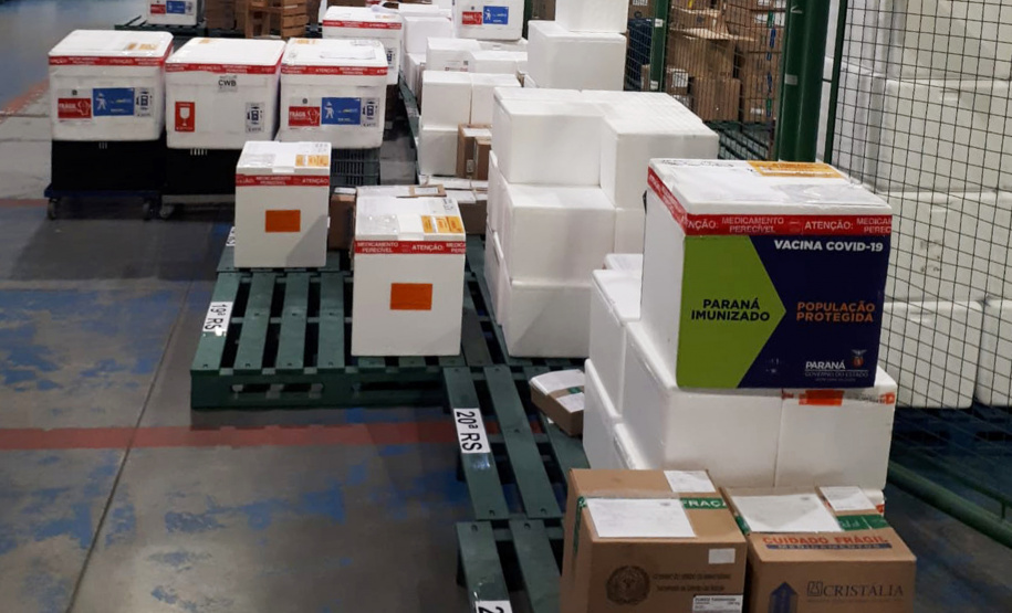 Saúde realiza distribuição de mais 176 mil doses aos municípios - Foto Gilson Abreu/AEN