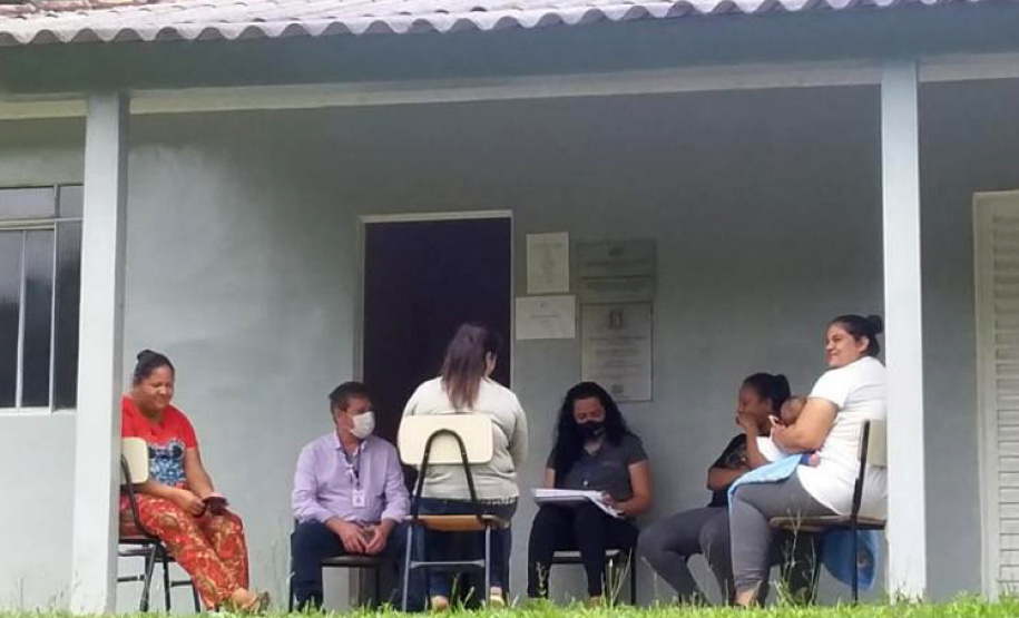 Artesãos de comunidades indígenas fazem a formação da Bolsa Qualificação. Foto: Kraw Penas/SECC