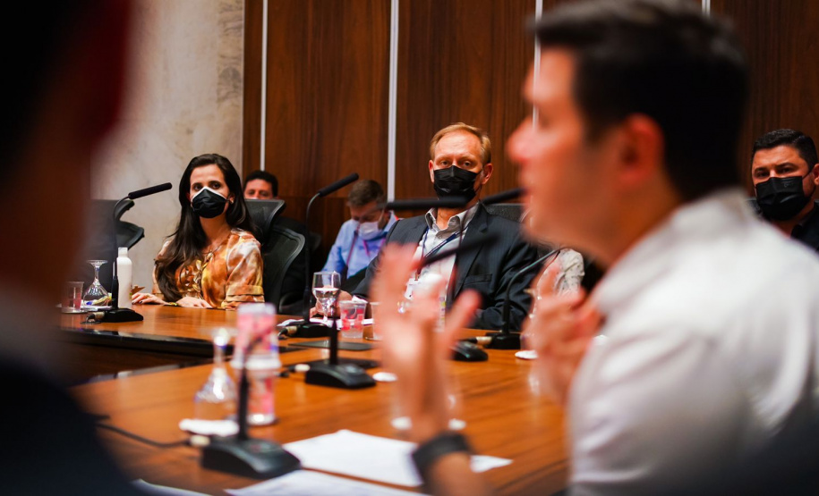 Estado avança na desburocratização e estenderá o programa Descomplica para os municípios. Foto: Guilherme Flores/Casa Civil
