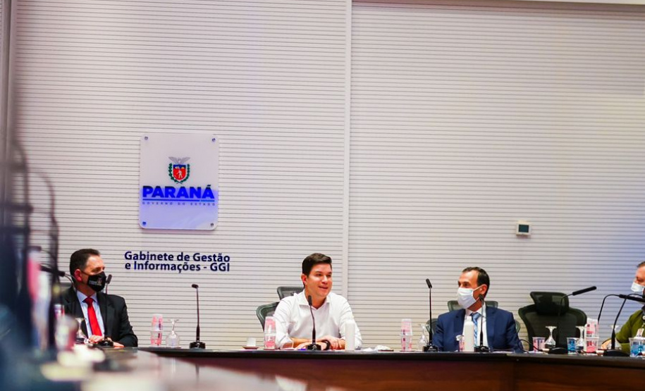 Estado avança na desburocratização e estenderá o programa Descomplica para os municípios. Foto: Guilherme Flores/Casa Civil