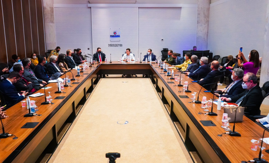 Estado avança na desburocratização e estenderá o programa Descomplica para os municípios. Foto: Guilherme Flores/Casa Civil