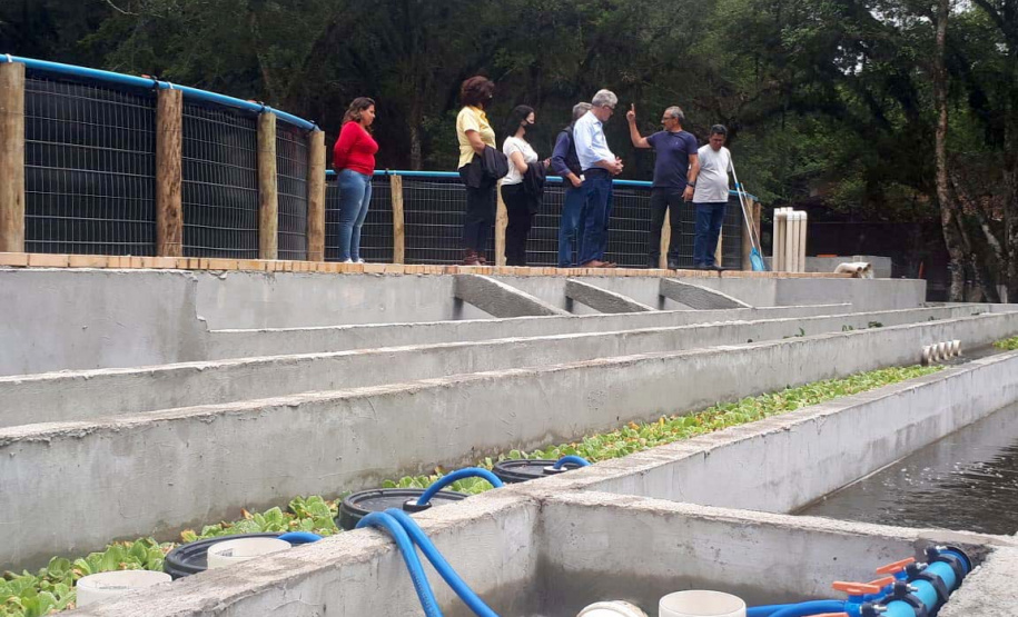 O secretário da Agricultura e do Abastecimento, Norberto Ortigara visita a Villa Peixes, em Curitiba. Foto:SEAB