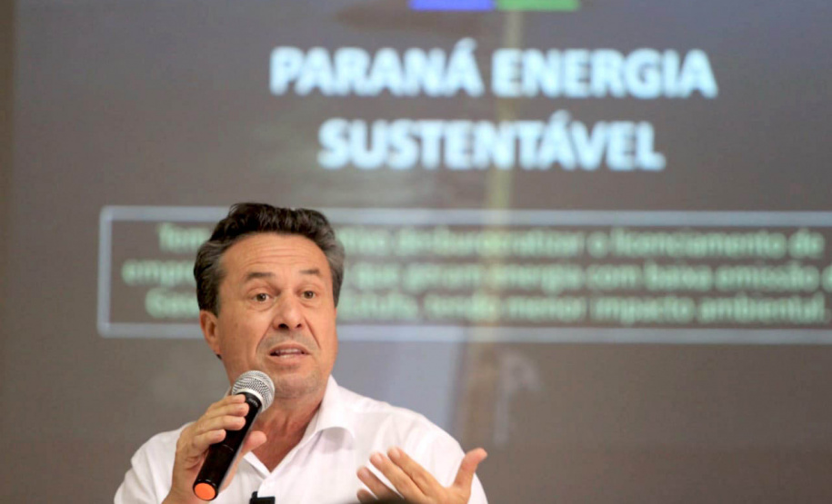 Prefeitos da Amunpar têm acesso a projetos e programas que visam o desenvolvimento sustentável - Paranavaí, 12/11/2021 - Foto: Alessandro Vieira/SEDEST