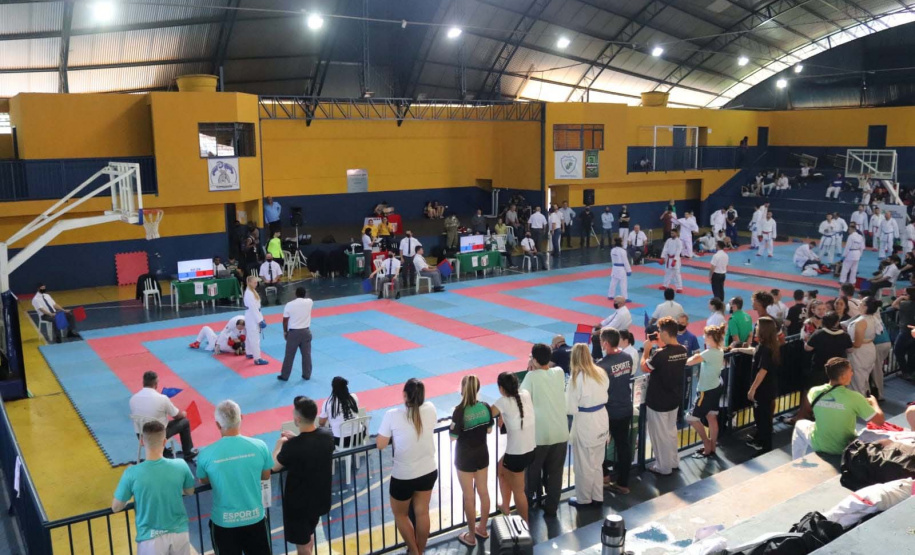 Pioneiro no País, Paraná Combate recebe campeão mundial e encerra com sucesso a primeira edição