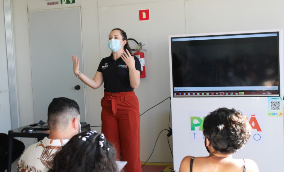 Monitores e coordenadores de turismo passam por capacitações para atuar na temporada de verão no Paraná. Foto: Paraná Turismo