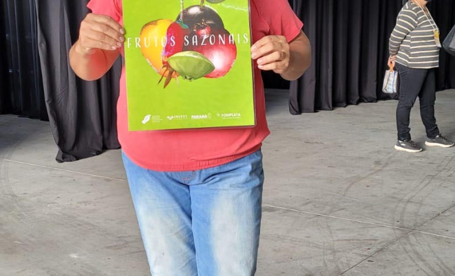 Em seis salas de oficinas, no município de Morretes, o projeto piloto VRS Mata Atlântica reuniu, nesta quinta e sexta-feira (25 e 26), mais de 50 produtores rurais e representantes de pupunha, banana, mandioca, juçara, frutos sazonais do Litoral, e operadores e prestadores de serviços do turismo. Eles são representantes dos municípios de Guaraqueçaba, Morretes e Antonina. - Antonina, 26/11/2021 - Foto: Investe Paraná